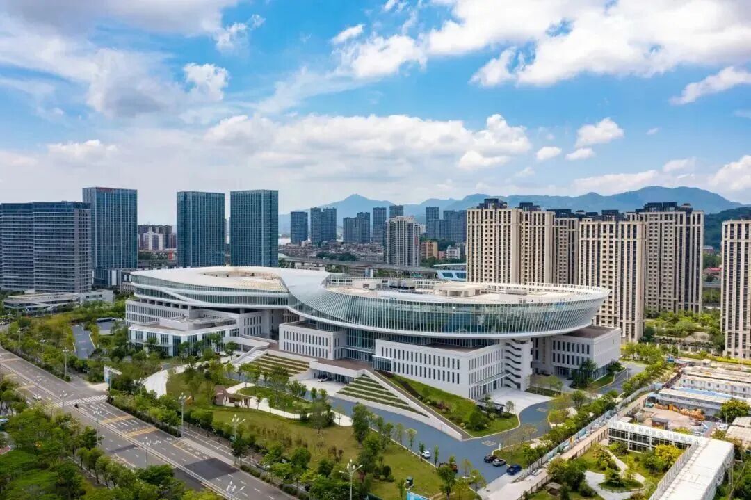 注意!三馆三中心出入口调整,部分入口永久封闭 注意!三馆三中心出入口调整,部分入口永久封闭