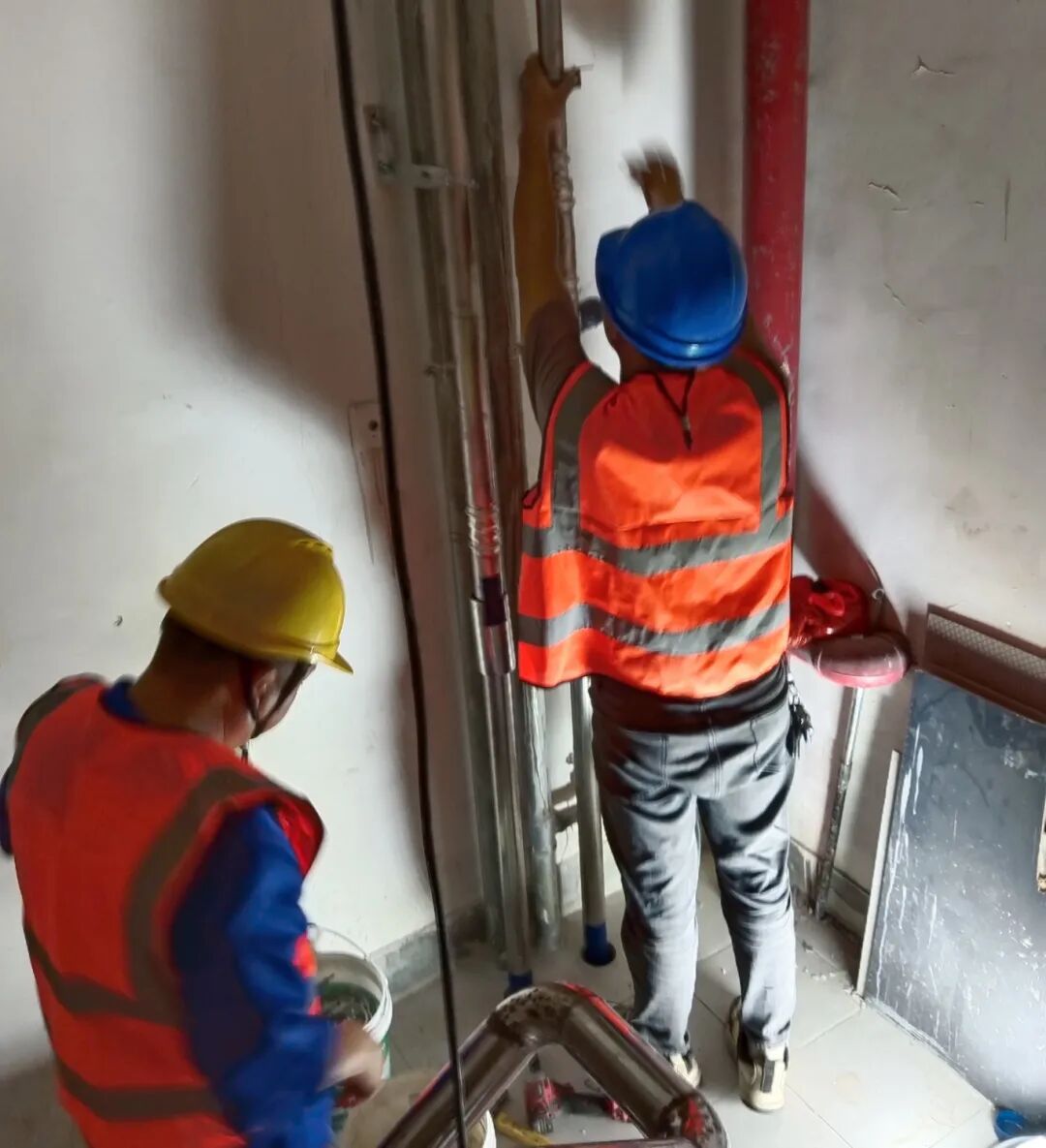 不愁了!改造完成8000+户,老旧小区用水实现“户户通透”! 不愁了!改造完成8000+户,老旧小区用水实现“户户通透”!